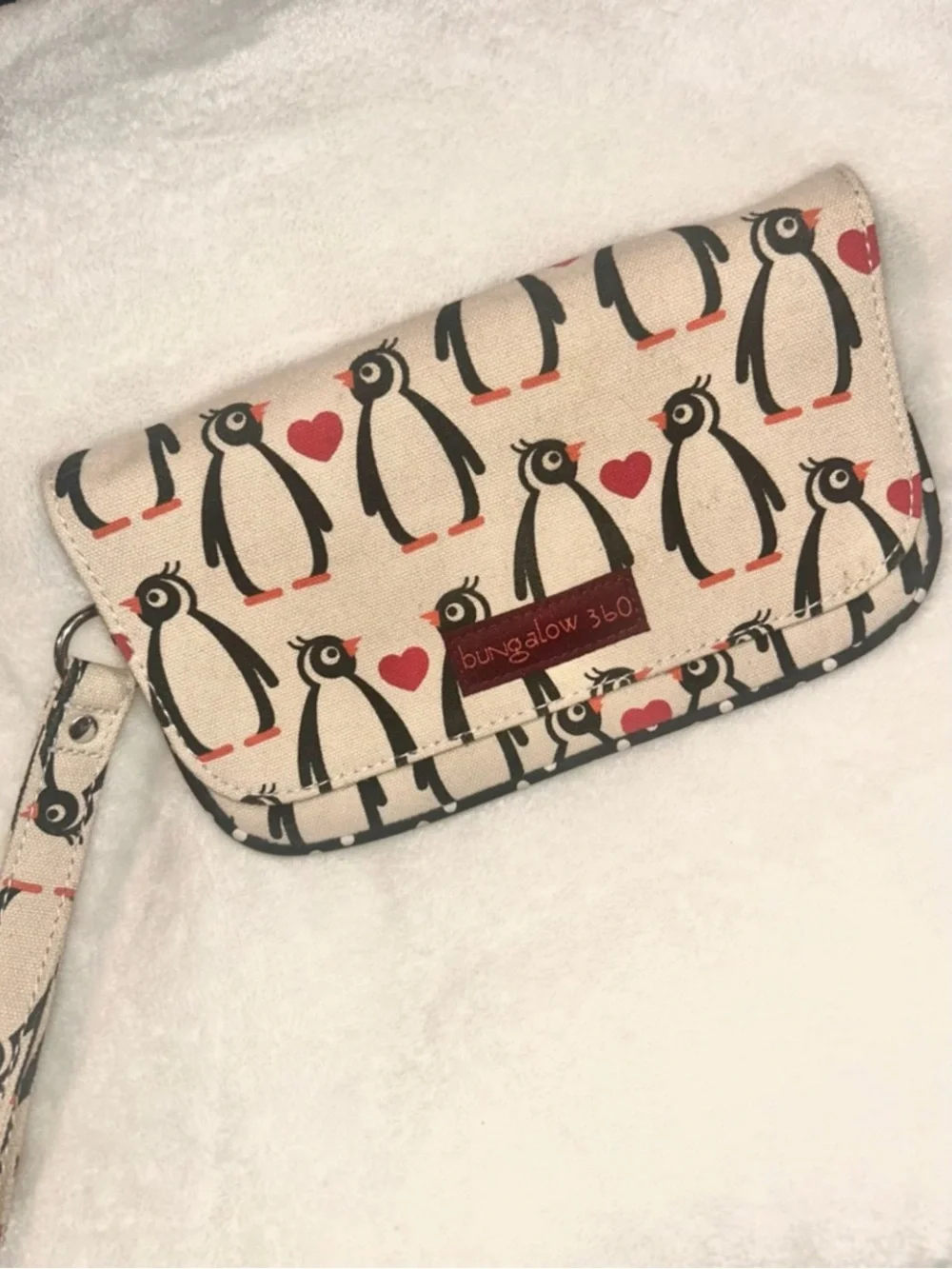 Bungalow 360 Penguin heart Print Wristlet Wallet natural cotton cream red black